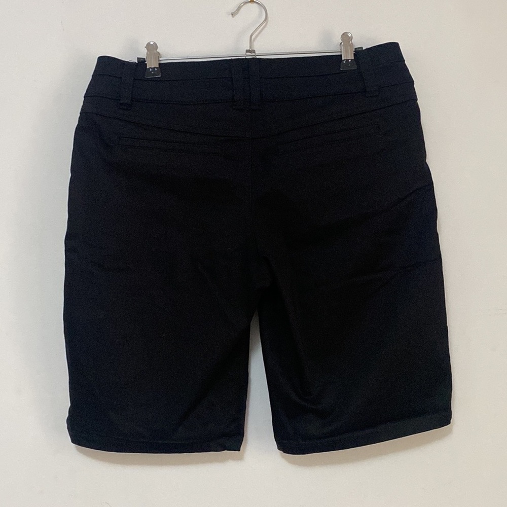 Just Jeans - Black Shorts - Size 12 - Picture 4 of 6